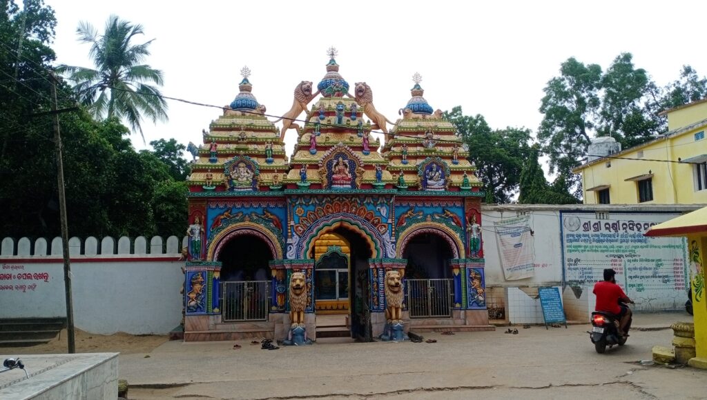 Bhubaneswar To Laxmi Nrusingha Temple, Padmapur, Cuttack