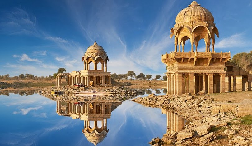 Gadisar Lake