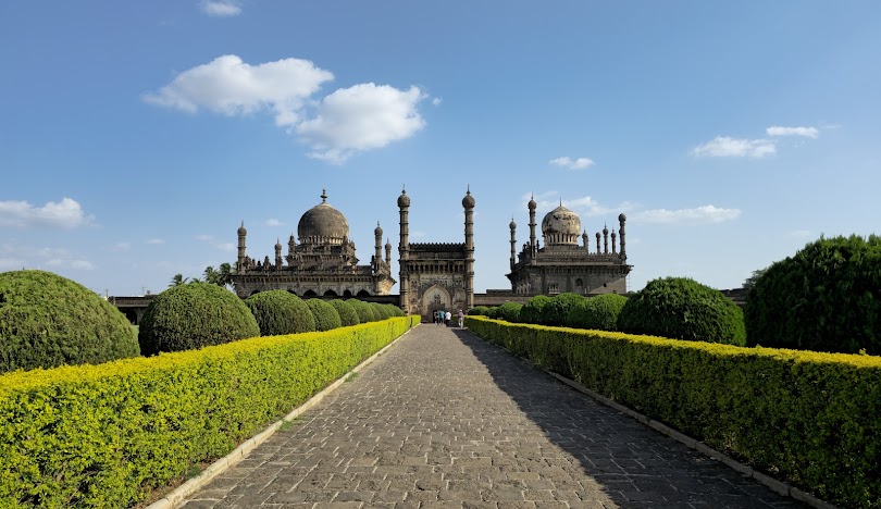 Ibrahim Roza - Vijayapura